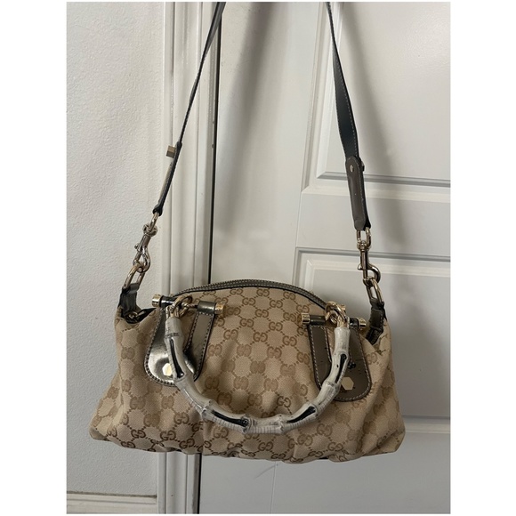Authentic GUCCI Brown GG Monogram Shoulder Crossbody Bag - Picture 5 of 17